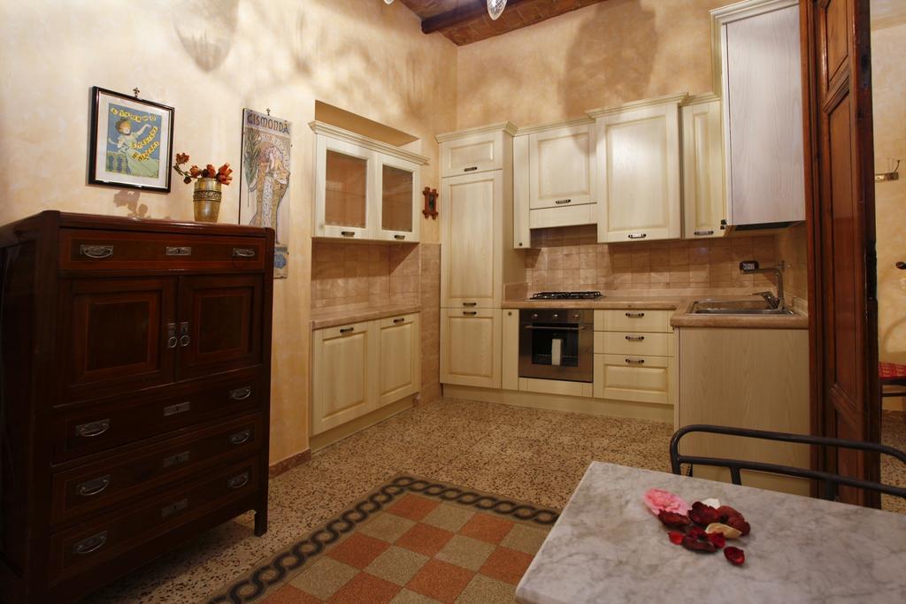 Casa Vacanza Colosseo Roma Cameră foto